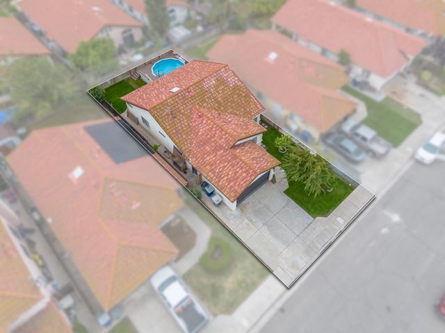 4239 W Cambridge Avenue, Fresno, CA 93722