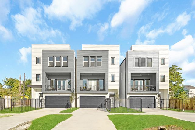 2712 Nagle Street, Houston, TX 77004