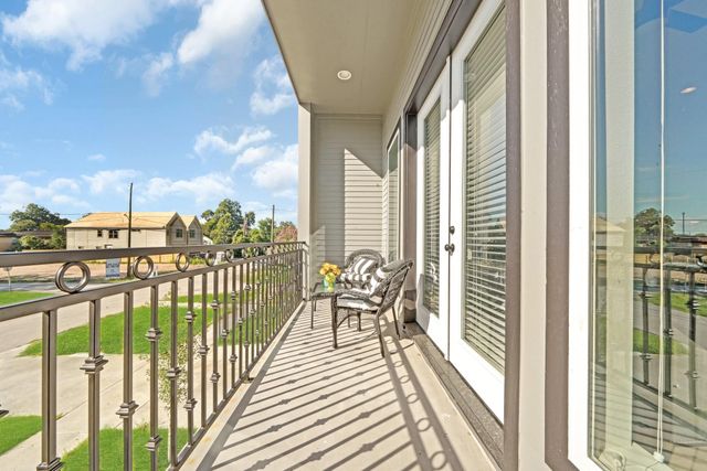 2712 Nagle Street, Houston, TX 77004