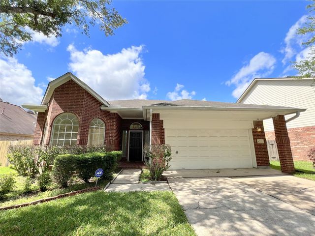 4723 Silverlake Drive, Sugar Land, TX 77479