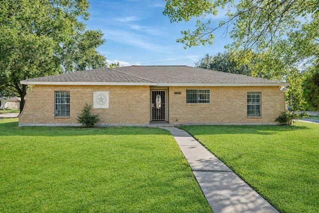 11503 High Star Drive, Houston, TX 77072