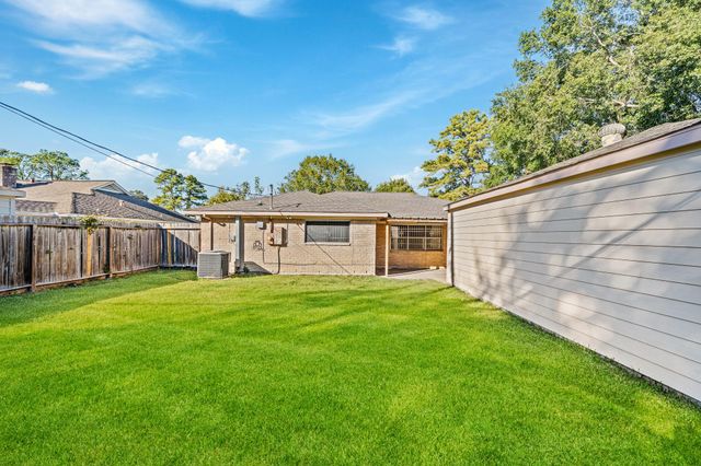 11503 High Star Drive, Houston, TX 77072