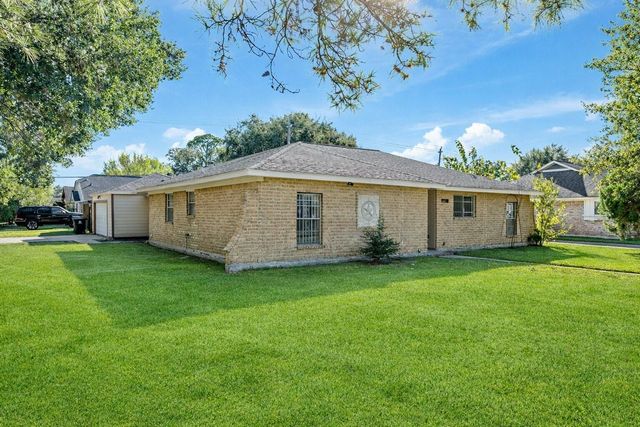 11503 High Star Drive, Houston, TX 77072