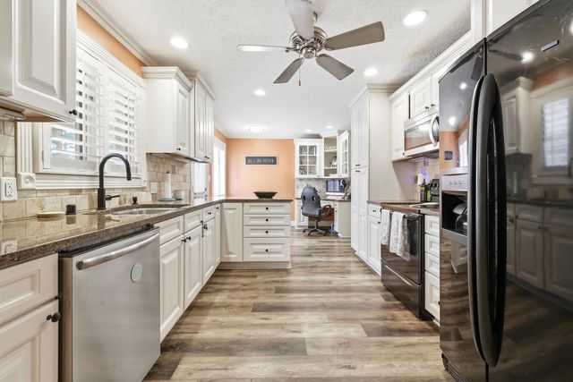 1050 Friedman Lane, Paducah, KY 42001