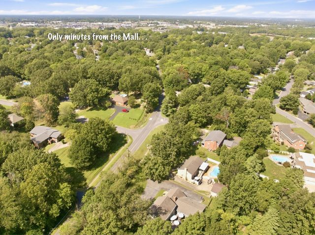 1050 Friedman Lane, Paducah, KY 42001