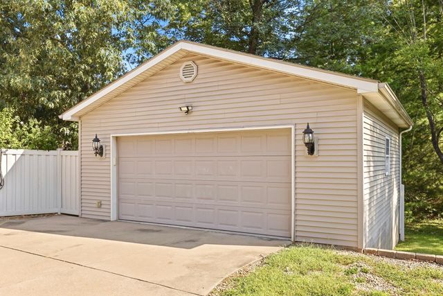 1050 Friedman Lane, Paducah, KY 42001