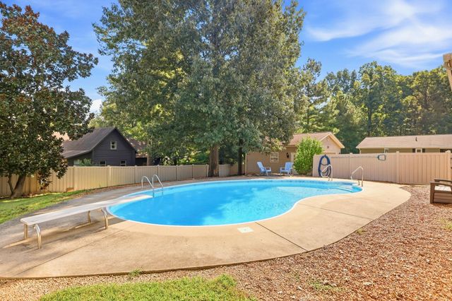 1050 Friedman Lane, Paducah, KY 42001