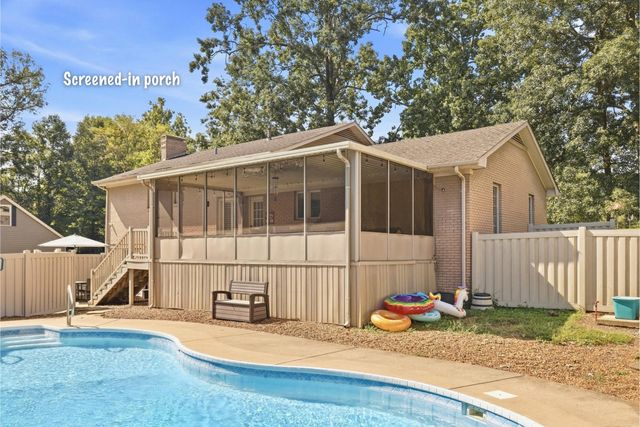 1050 Friedman Lane, Paducah, KY 42001