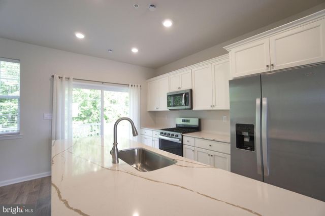 148 BELL CT, Sellersville, PA 18960