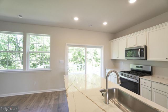 148 BELL CT, Sellersville, PA 18960