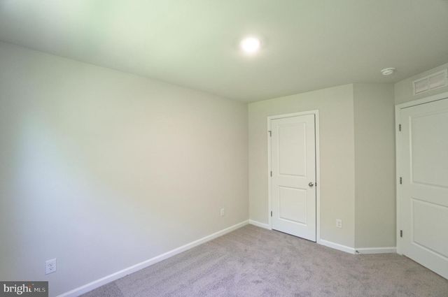 148 BELL CT, Sellersville, PA 18960
