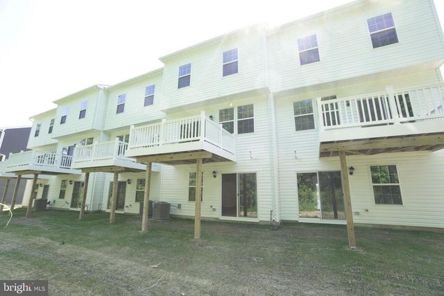 148 BELL CT, Sellersville, PA 18960