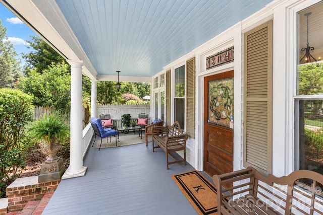 804 E Broad Street, Statesville, NC 28677