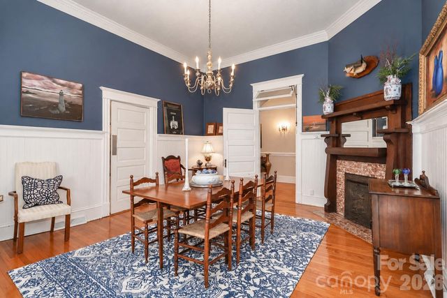 804 E Broad Street, Statesville, NC 28677
