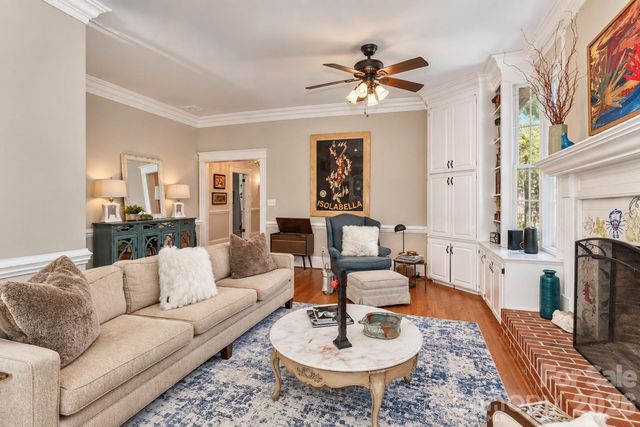 804 E Broad Street, Statesville, NC 28677