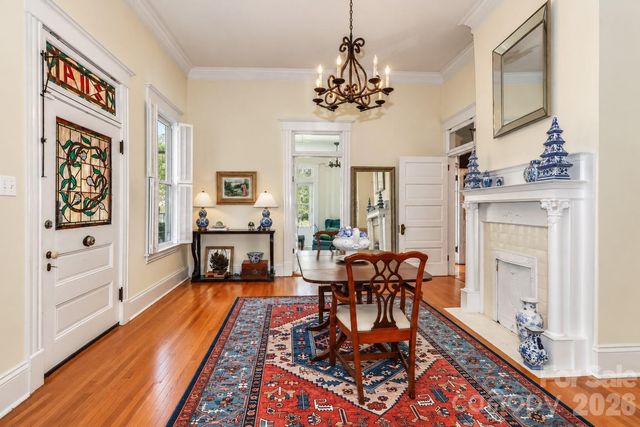 804 E Broad Street, Statesville, NC 28677