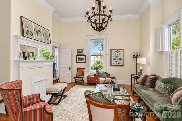 804 E Broad Street, Statesville, NC 28677