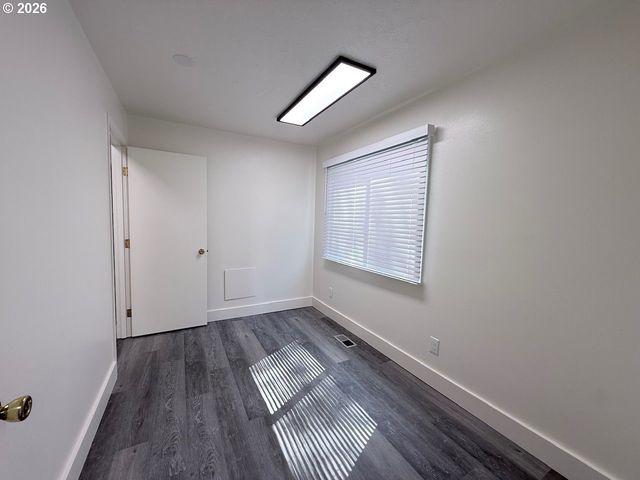 3511 Se MILWAUKIE Ave, Portland, OR 97202