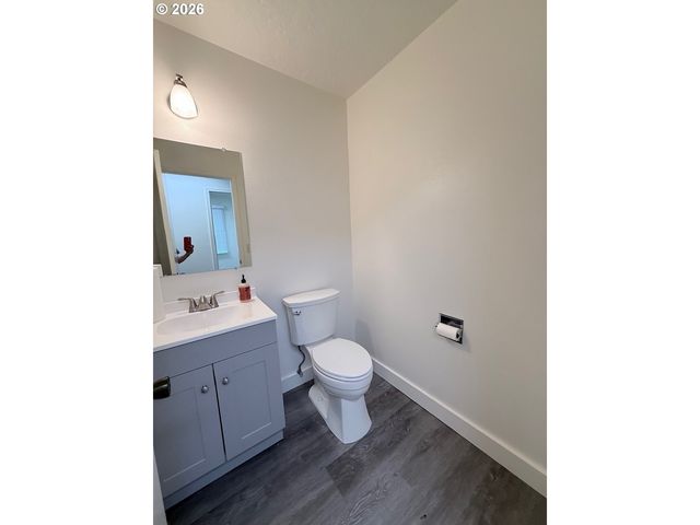 3511 Se MILWAUKIE Ave, Portland, OR 97202