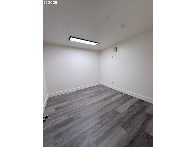 3511 Se MILWAUKIE Ave, Portland, OR 97202