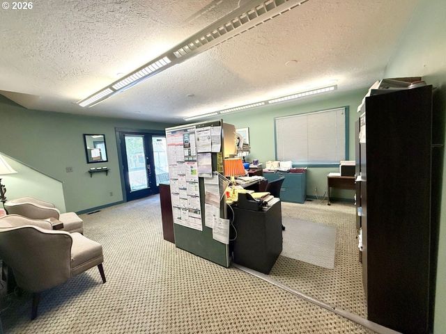 3511 Se MILWAUKIE Ave, Portland, OR 97202