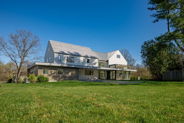 14 Five Mile River Road, Darien, CT 06820