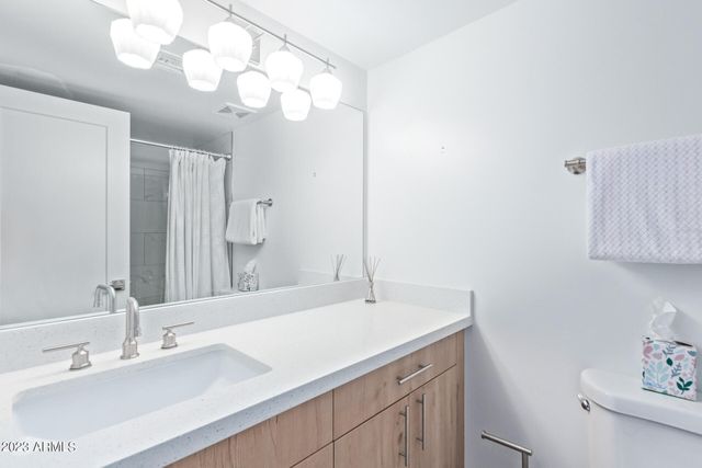 1449 E HIGHLAND Avenue 9, Phoenix, AZ 85014