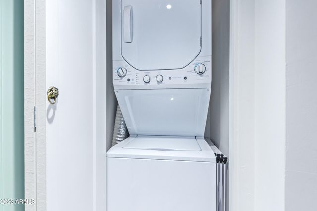 1449 E HIGHLAND Avenue 9, Phoenix, AZ 85014