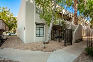 1449 E HIGHLAND Avenue 9, Phoenix, AZ 85014