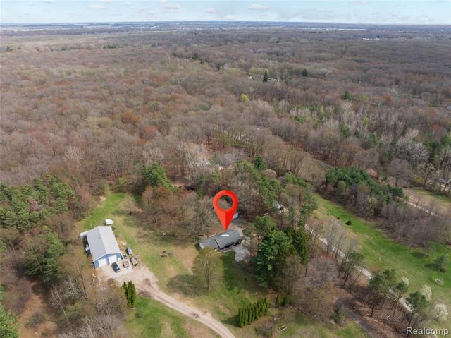 8639 Stone Road, Clay, MI 48001