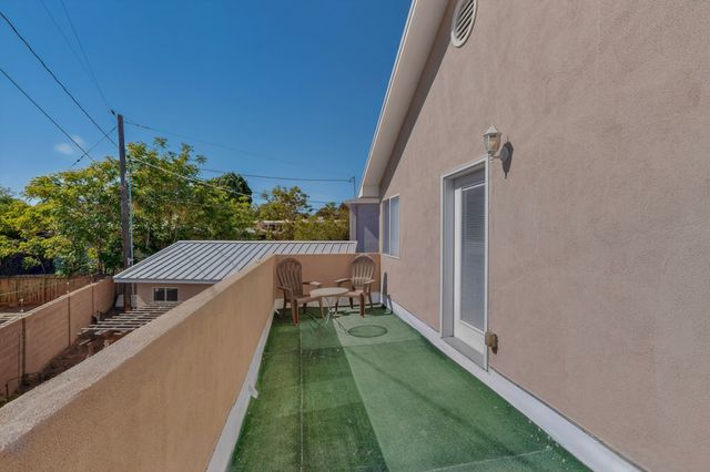 1934 Bryn Mawr Dr NE, Albuquerque, NM 87106