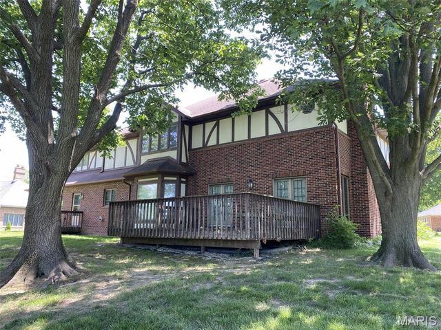 116 Red Fox Road, Belleville, IL 62223