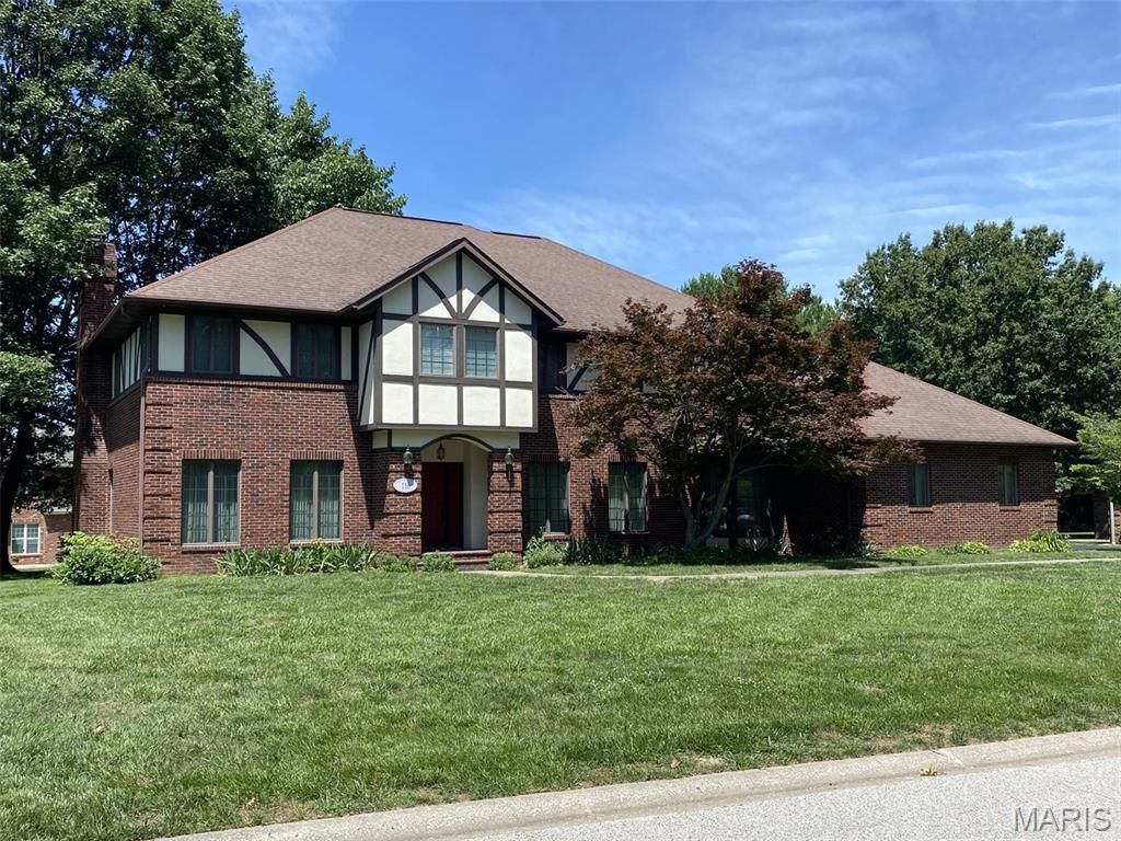 116 Red Fox Road, Belleville, IL 62223