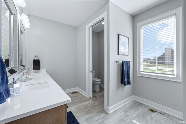 976 Cascata Trail, Huntertown, IN 46748