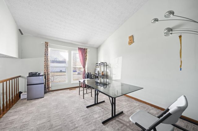 3420 Whisper Creek Drive, Columbus, OH 43231