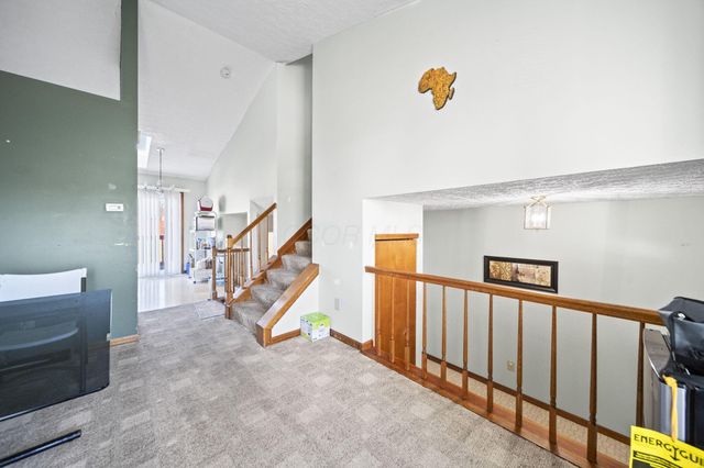 3420 Whisper Creek Drive, Columbus, OH 43231