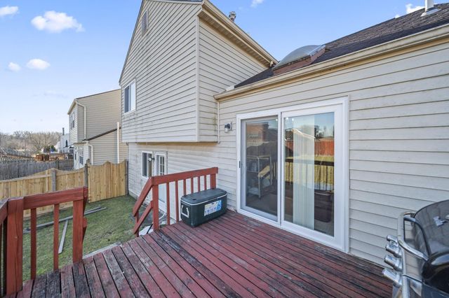 3420 Whisper Creek Drive, Columbus, OH 43231