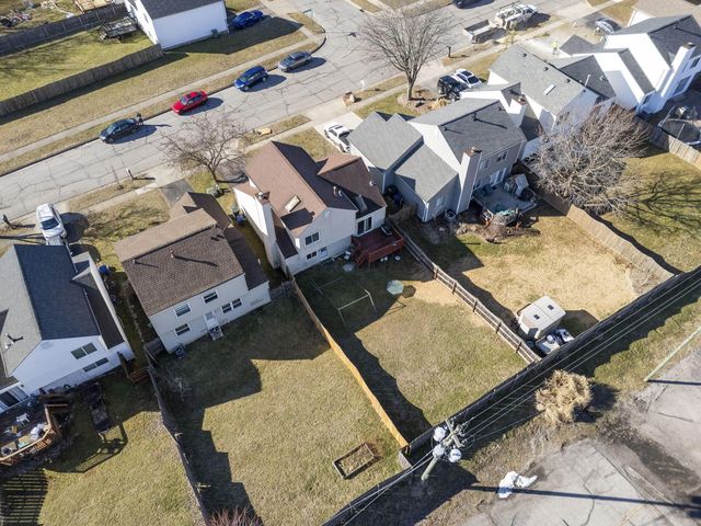 3420 Whisper Creek Drive, Columbus, OH 43231