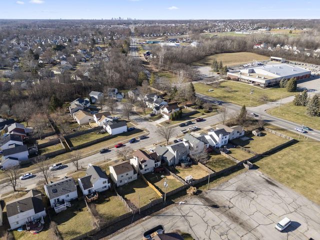 3420 Whisper Creek Drive, Columbus, OH 43231