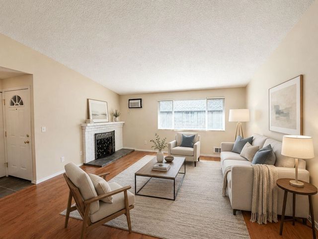108 E Weile Ave, Spokane, WA 99208