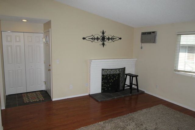 108 E Weile Ave, Spokane, WA 99208