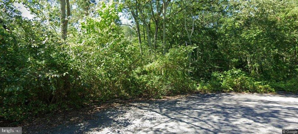 14 ROBIN LANE, West Berlin, NJ 08091