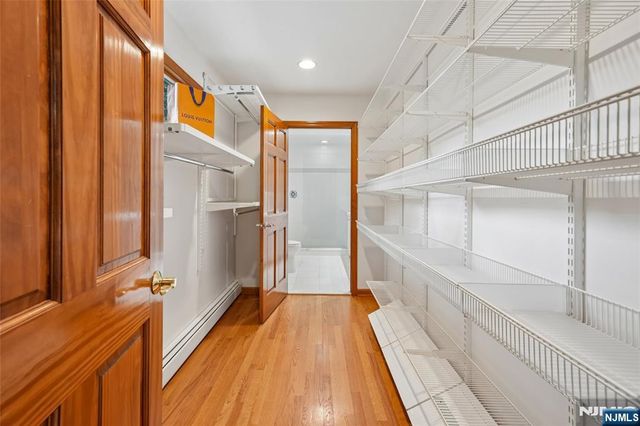 720 Maxwell Place, Ridgewood, NJ 07450