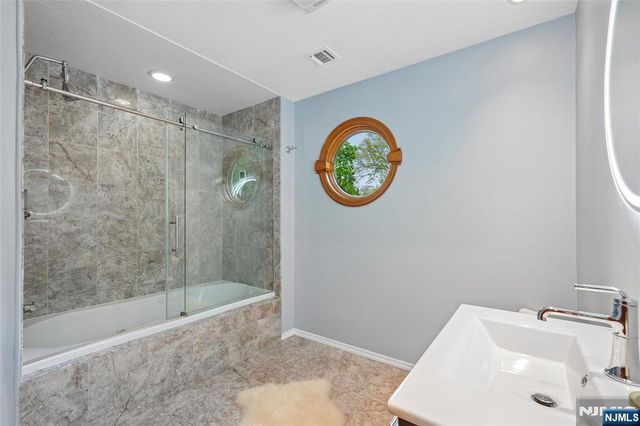 720 Maxwell Place, Ridgewood, NJ 07450