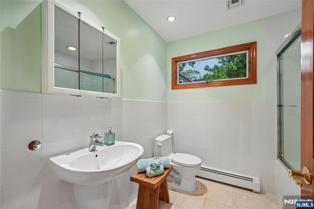 720 Maxwell Place, Ridgewood, NJ 07450