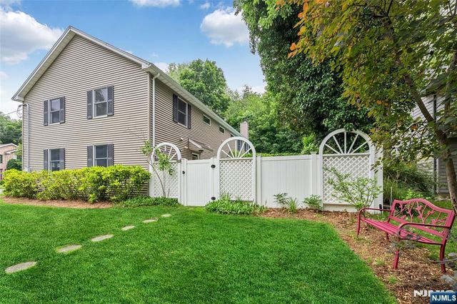 720 Maxwell Place, Ridgewood, NJ 07450