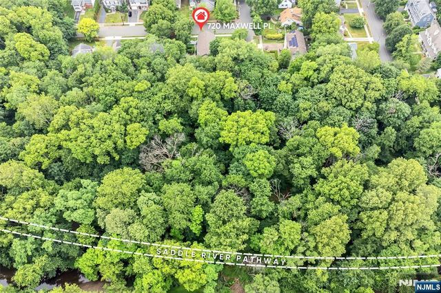 720 Maxwell Place, Ridgewood, NJ 07450