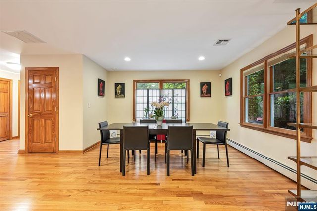 720 Maxwell Place, Ridgewood, NJ 07450