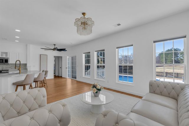 3 Dunberry Court, Simpsonville, SC 29681