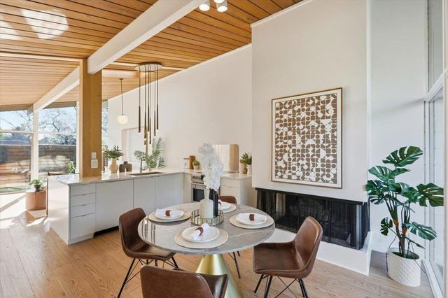 127 Greenmeadow Way, Palo Alto, CA 94306